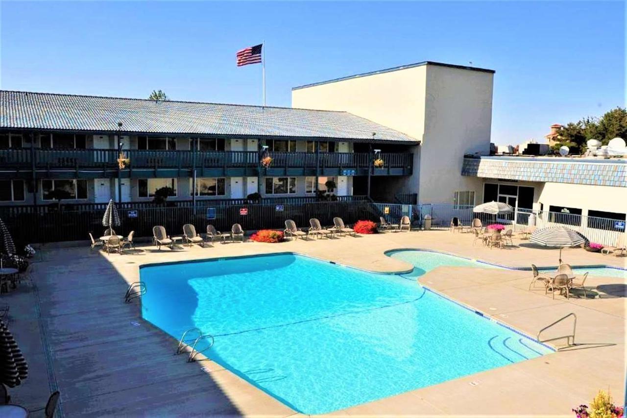 Richland Riverfront Hotel And Conference Center, Ascend Hotel Collection Екстериор снимка