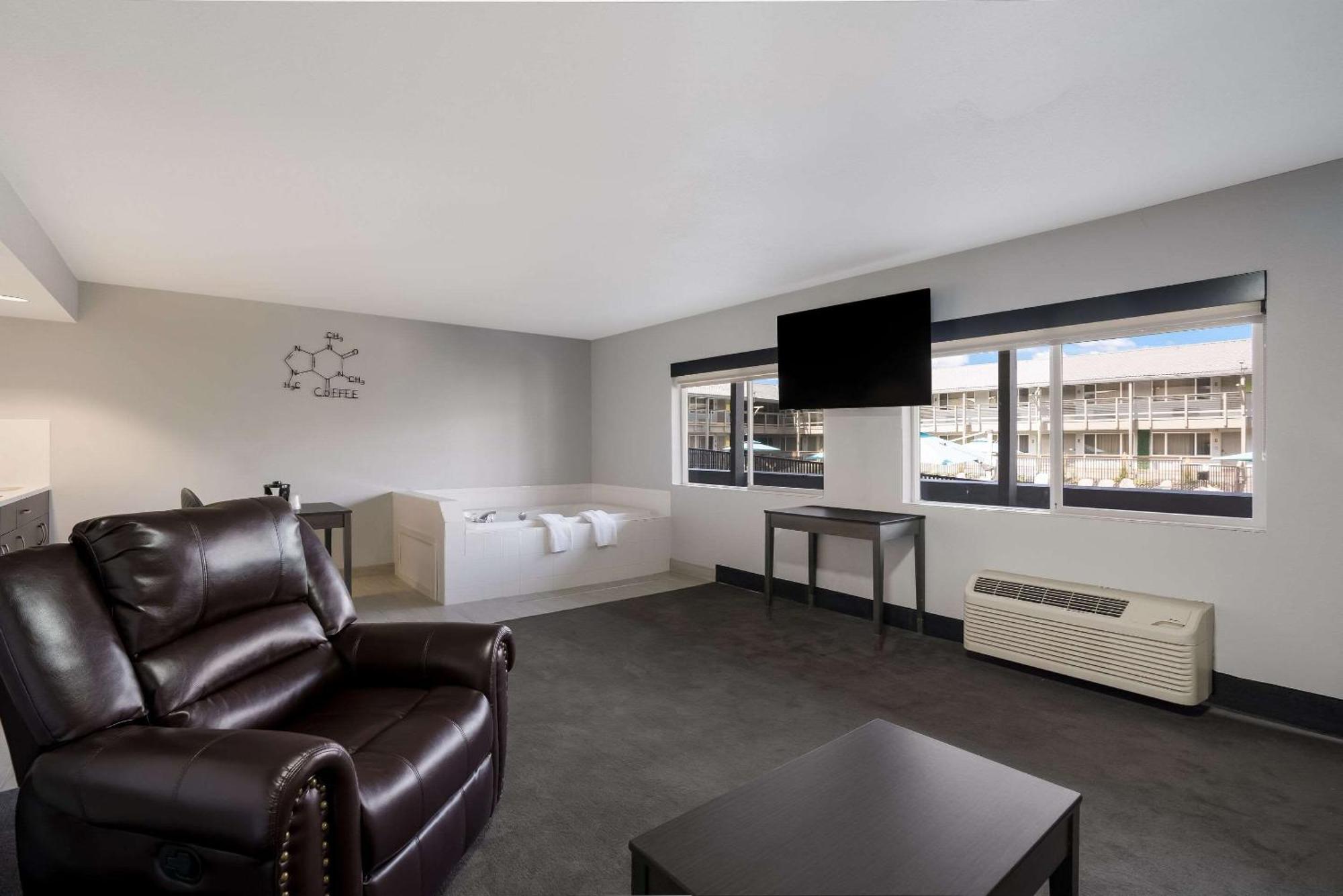 Richland Riverfront Hotel And Conference Center, Ascend Hotel Collection Екстериор снимка