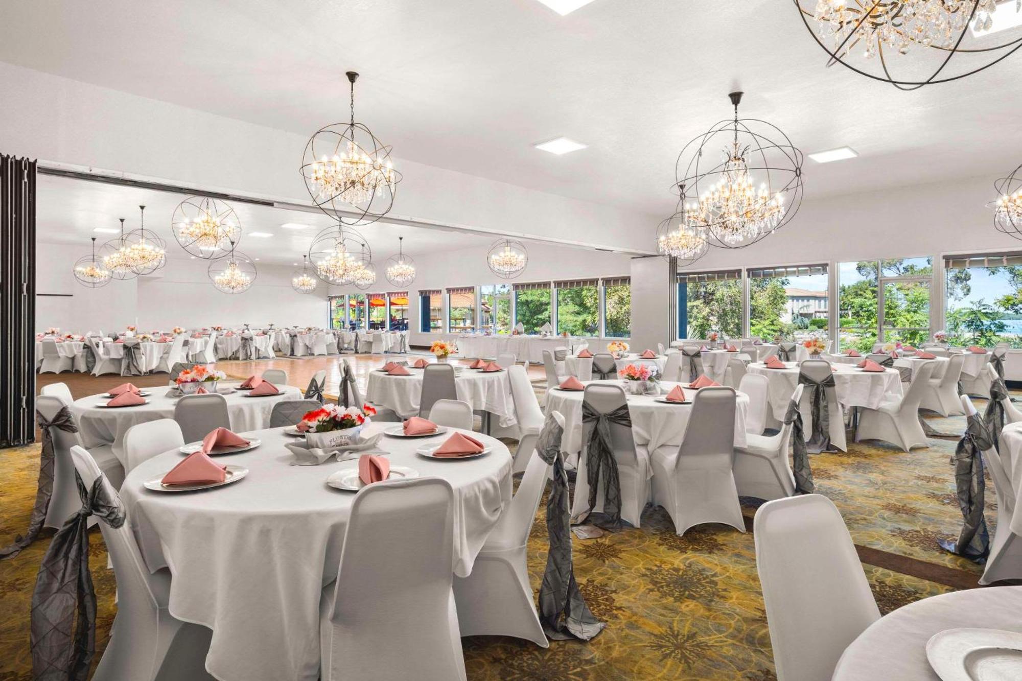 Richland Riverfront Hotel And Conference Center, Ascend Hotel Collection Екстериор снимка